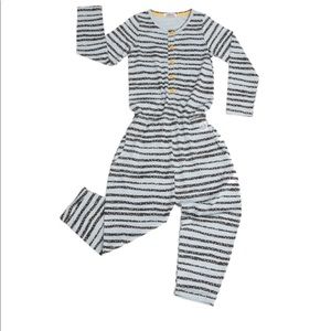 Indikidual unisex jumpsuit / long sleeved onesie